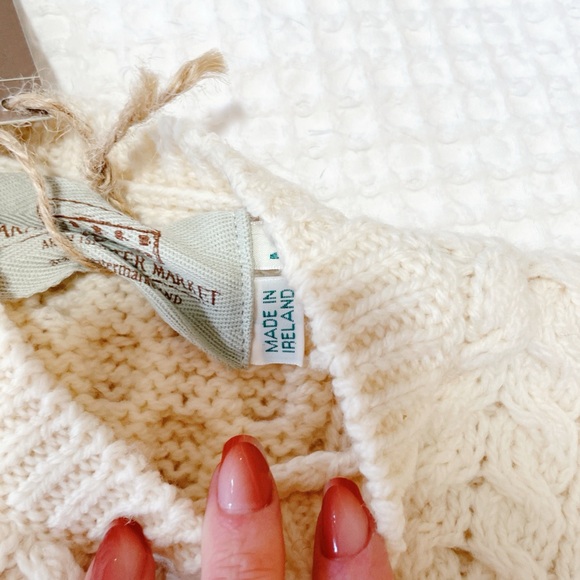 Handknit Aran Sweater – Made in Ireland – Kids Size M Kids Shamrock Aran Sweater - Picture 5 of 8